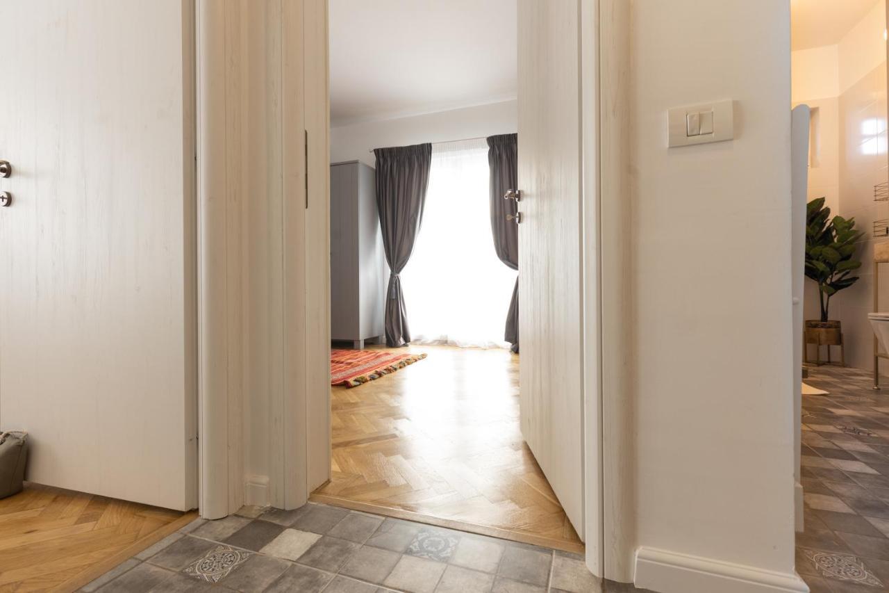 Metropole Apartments Panoramic Ateneum Бухарест Екстер'єр фото